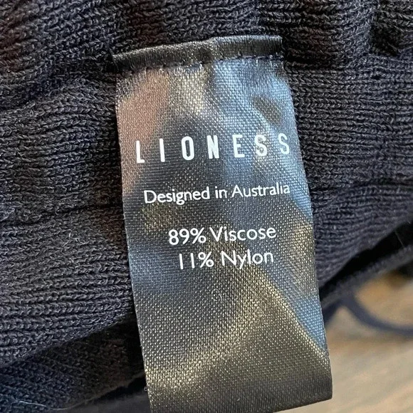 Lioness Black Stretchy Ruched Side Long Sleeve Black Dress Medium - Picture 5 of 10